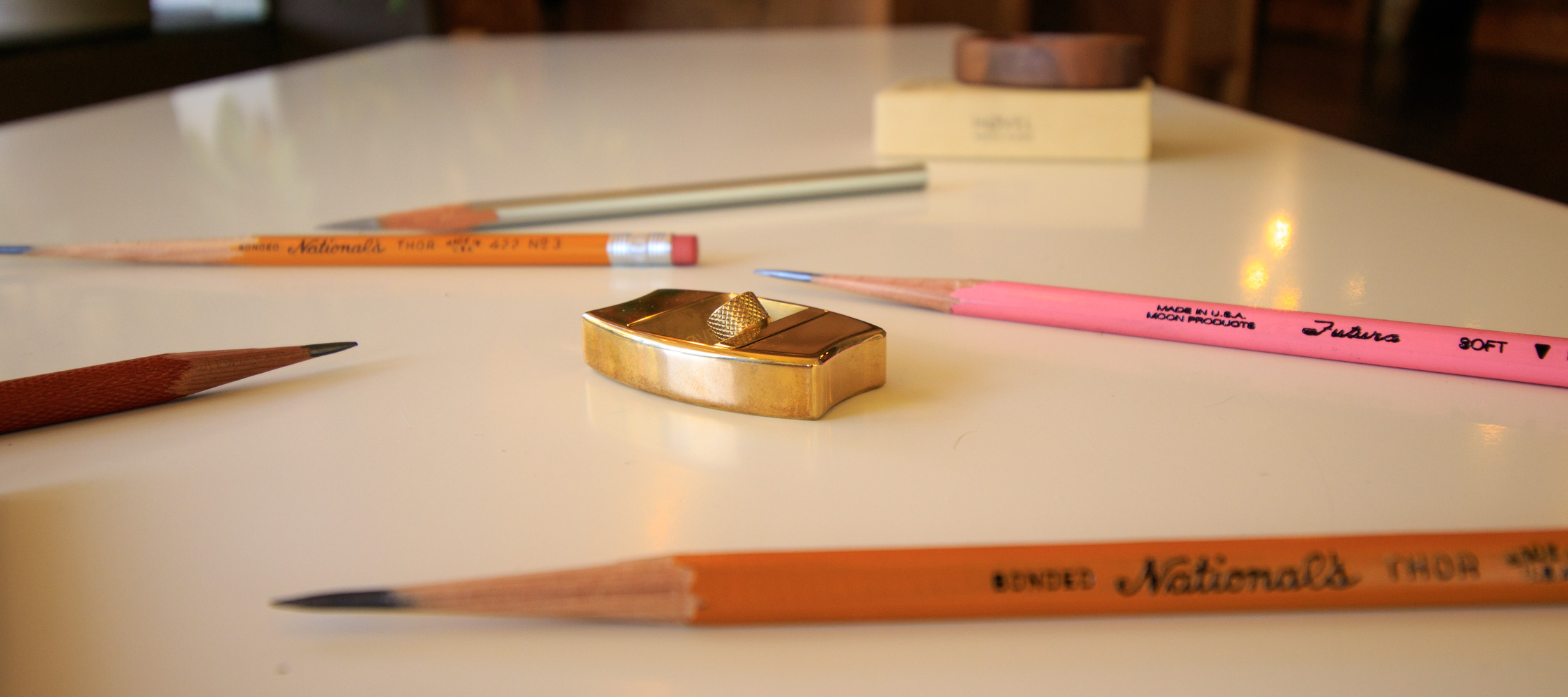 Short point store pencil sharpener